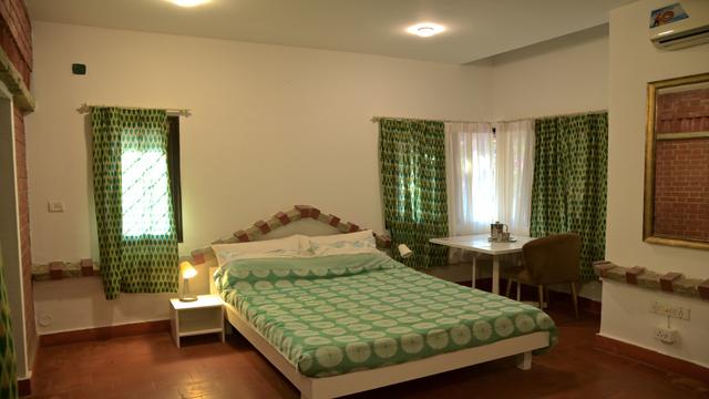 Krshna at Namma Ashram — the bed and headboard